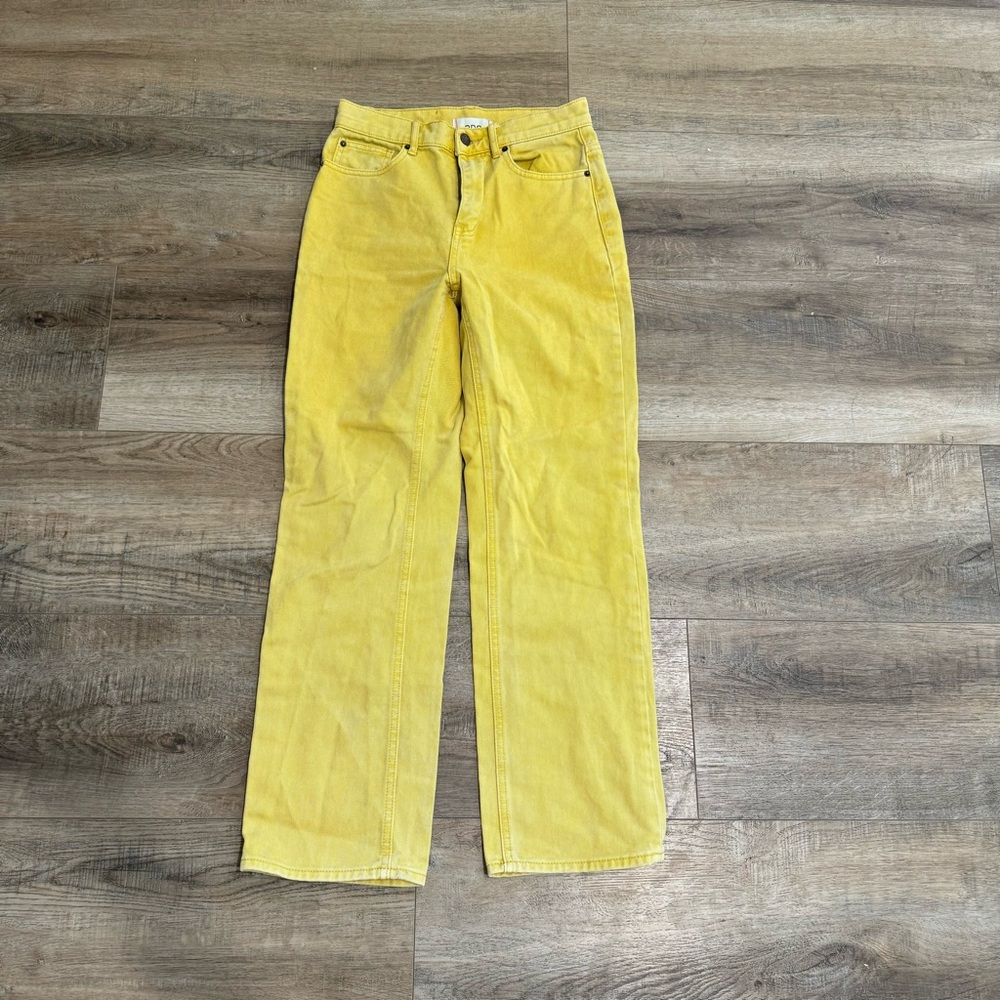 BDG Urban Outfitters Yellow Cowboy Jeans Size 26